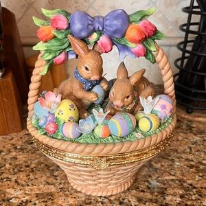 CWC PORCELAIN EASTER BASKET HAND PAINTED CANDY DISH - LARGE RARE VINTAGE